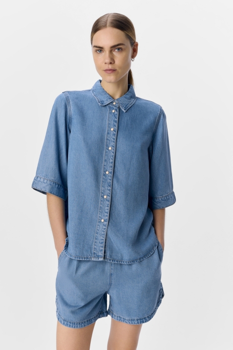 Object blauwe dames blouse | Model vooraanzicht