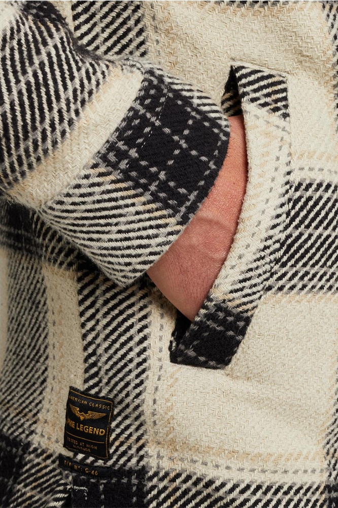 PME legend beige heren overhemd | Close up