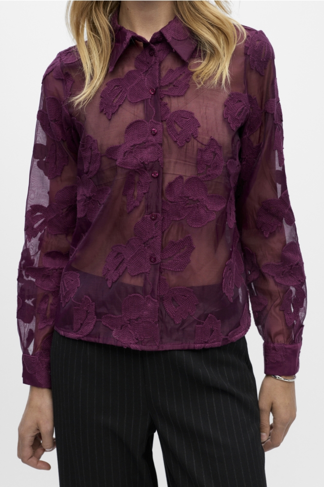 Object paarse dames blouse | Close up