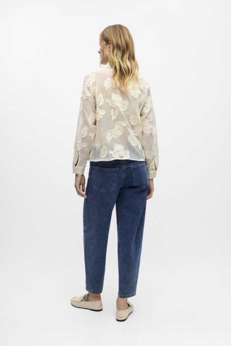 Object beige dames blouse | Model achteraanzicht