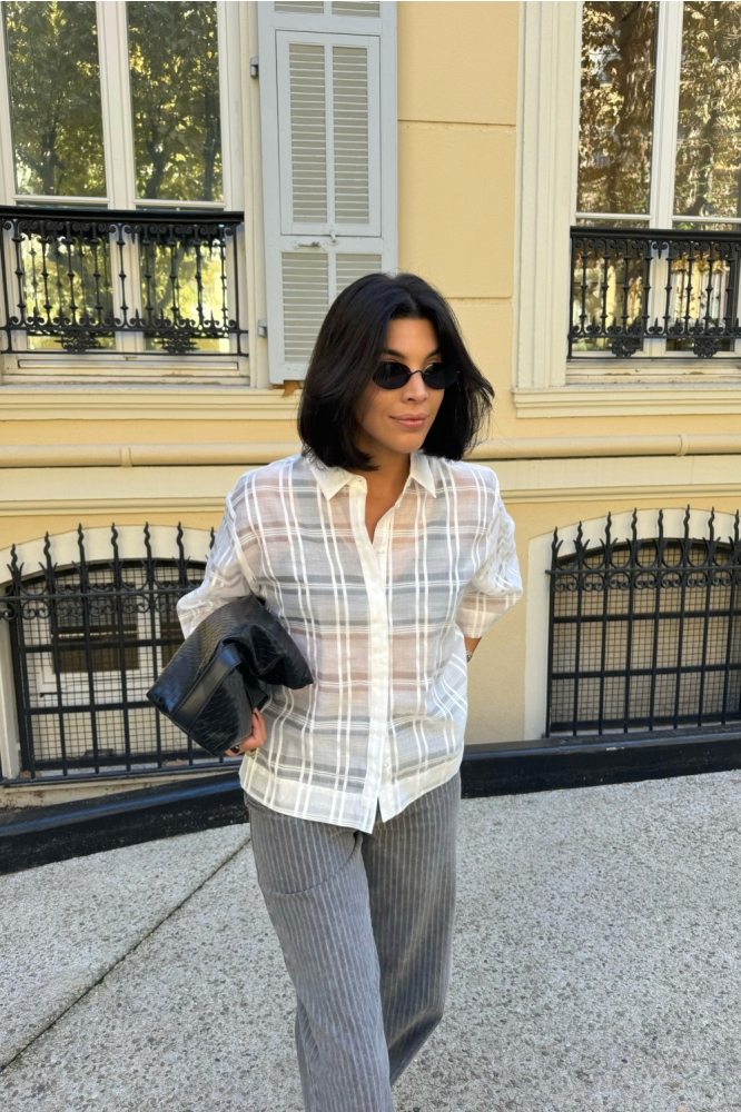 Vila witte dames blouse | Sfeerbeeld, In situatie