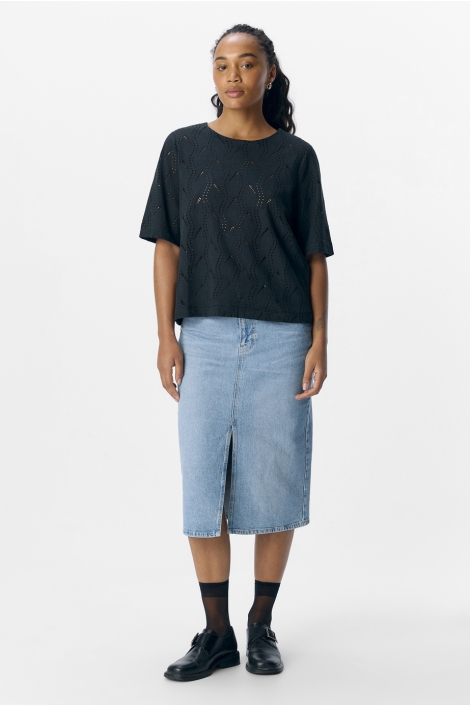 Object zwarte dames t-shirt | Model vooraanzicht