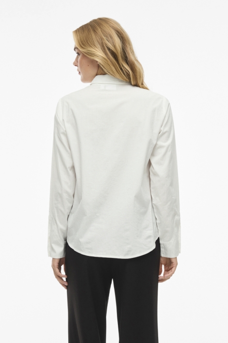 Vila witte dames blouse | Model achteraanzicht
