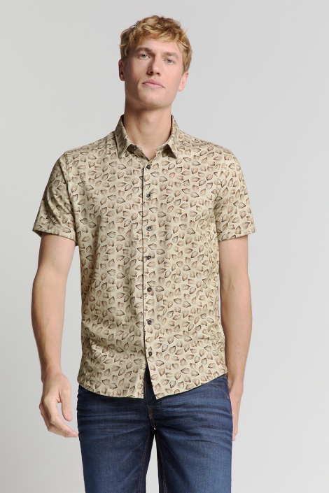 NO-EXCESS beige heren overhemd | Model vooraanzicht