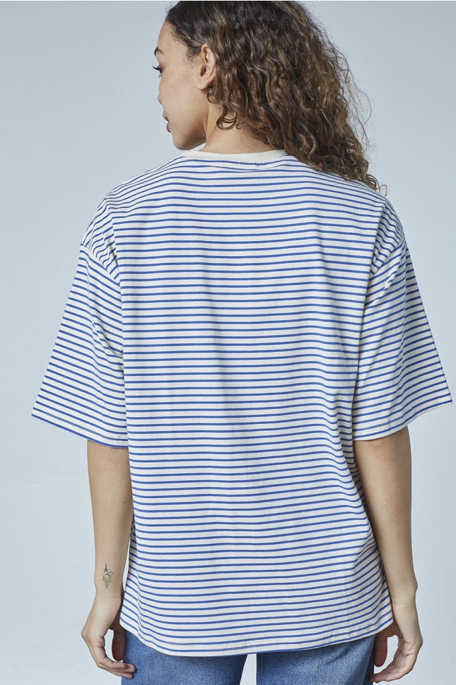 SisterS point blauwe dames t-shirt | Model achteraanzicht