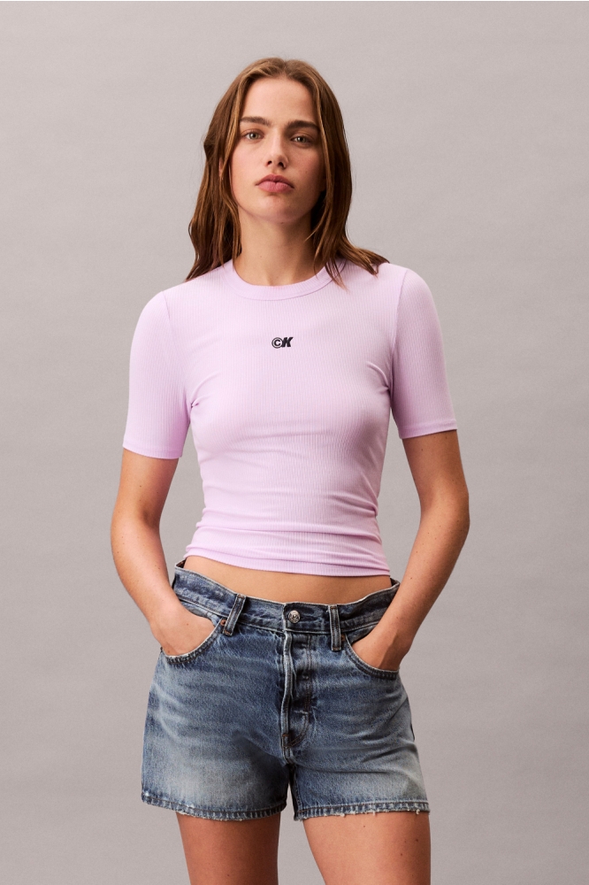 Calvin Klein roze dames t-shirt | Model vooraanzicht