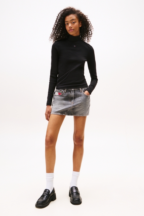 Tommy Jeans zwarte dames t-shirt | Model