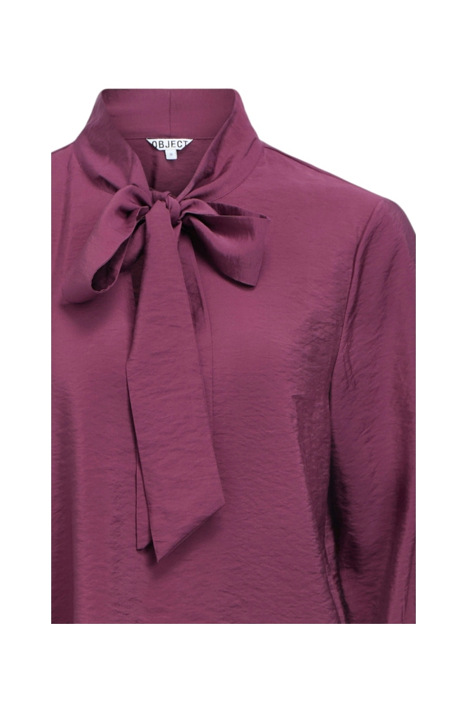 Object paarse dames blouse | Close up