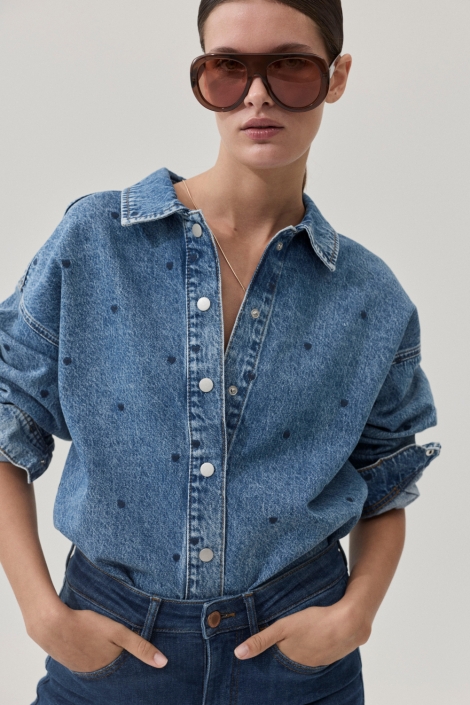 Vila blauwe dames blouse | Model vooraanzicht