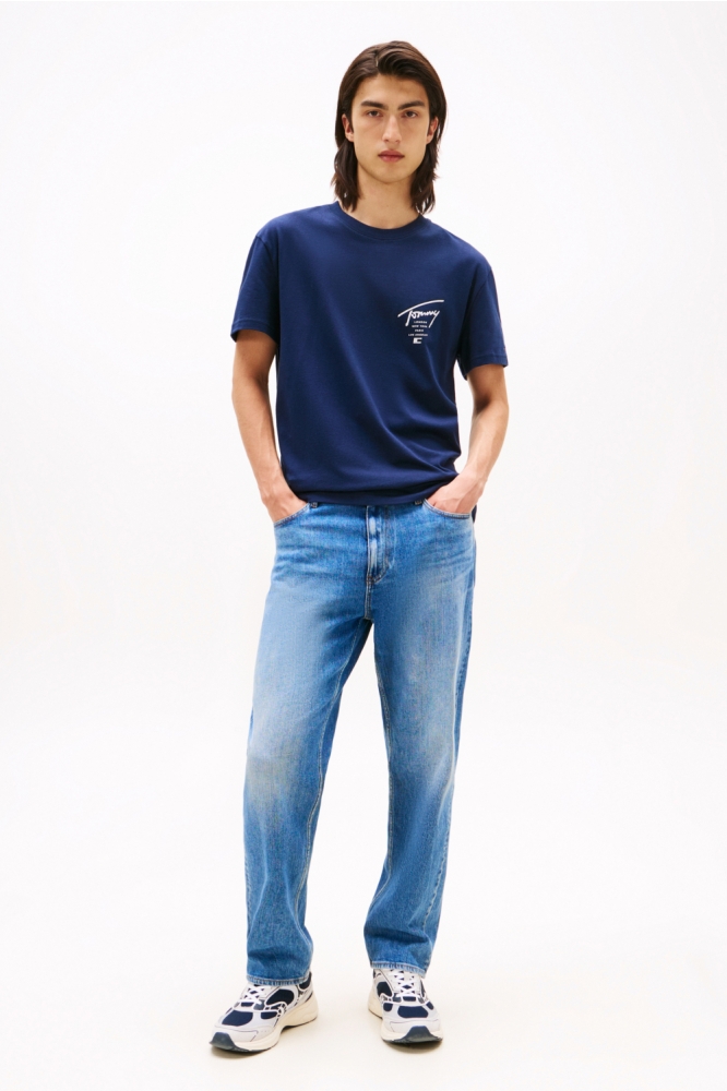 Tommy Jeans blauwe heren t-shirt | Model
