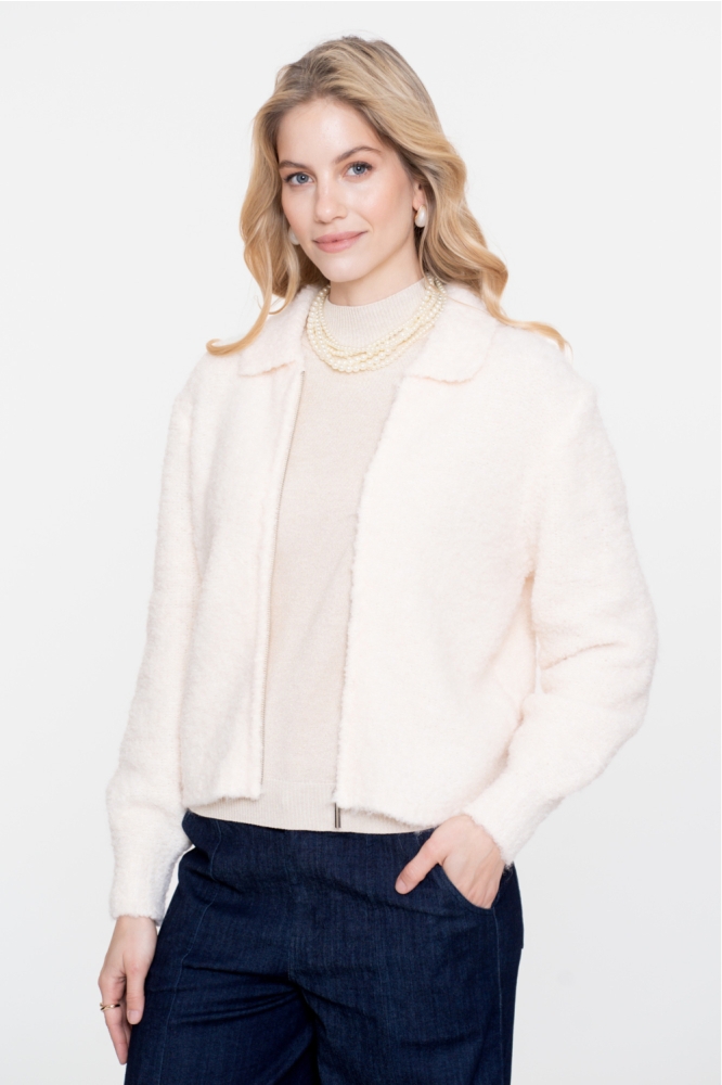 Geisha ecru dames trui | Sfeerbeeld, In situatie