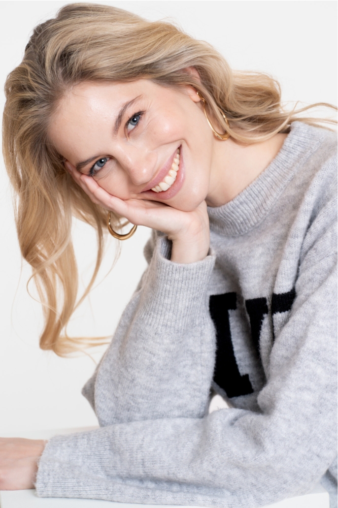 Geisha grijze dames trui | Close up