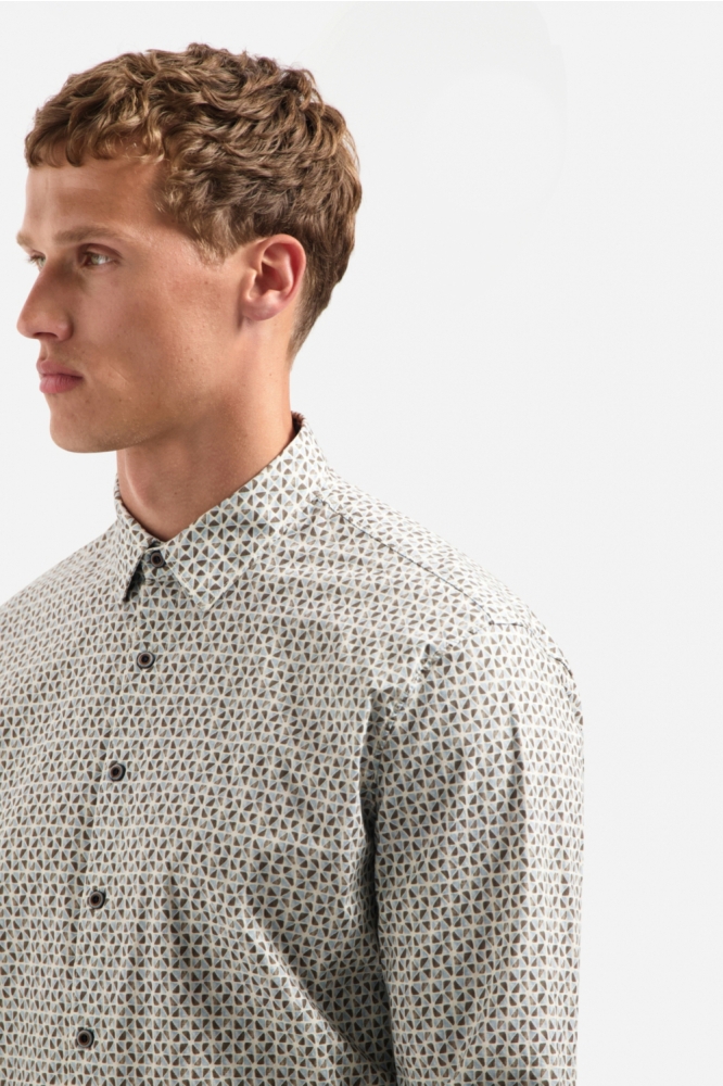 NO-EXCESS taupe heren overhemd | Close up