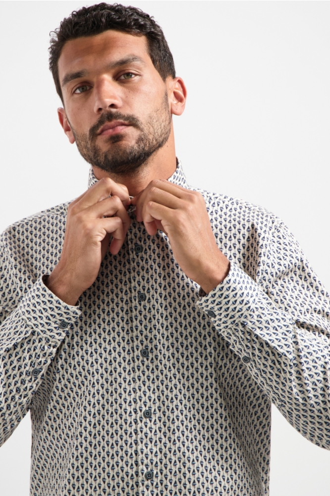 NO-EXCESS witte heren overhemd | Close up