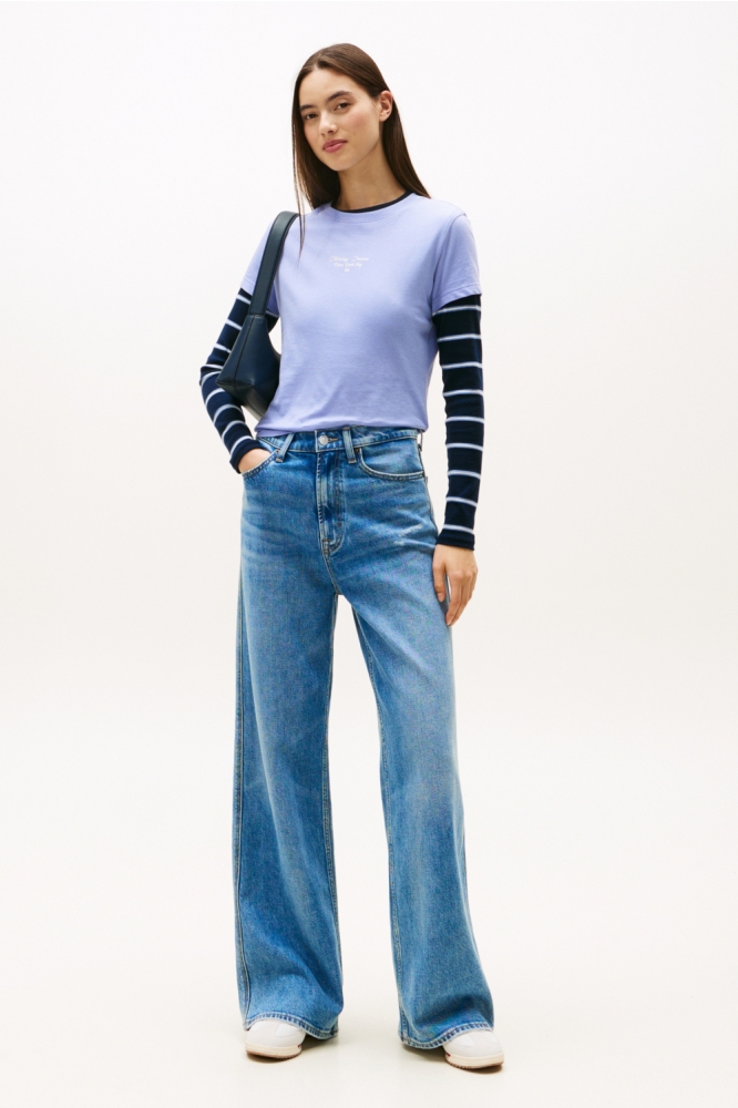 Tommy Jeans blauwe dames t-shirt | Model