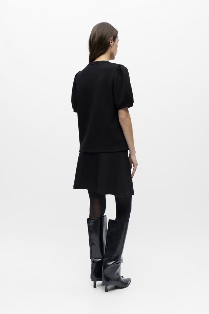 Object zwarte dames t-shirt | Model