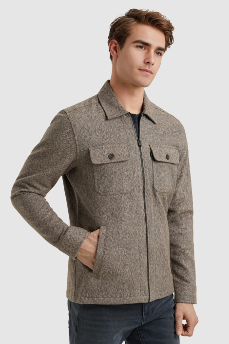 Vanguard zand heren overhemd | Model zijaanzicht