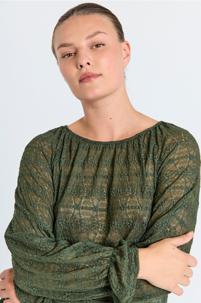 Freequent groene dames blouse | Close up