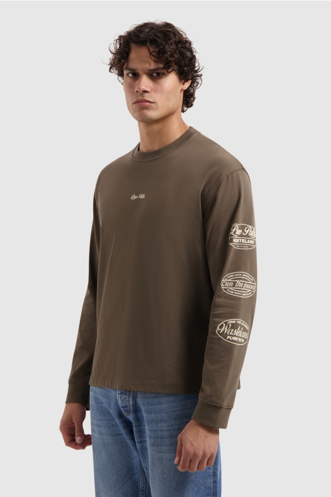 Pure Path bruine heren t-shirt | Model zijaanzicht