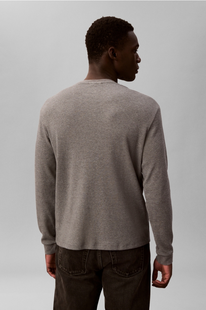 Calvin Klein grijze heren t-shirt | Model achteraanzicht