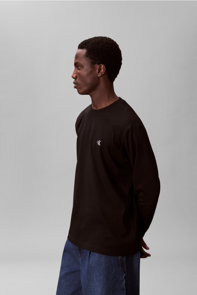 Calvin Klein zwarte heren t-shirt | Model zijaanzicht