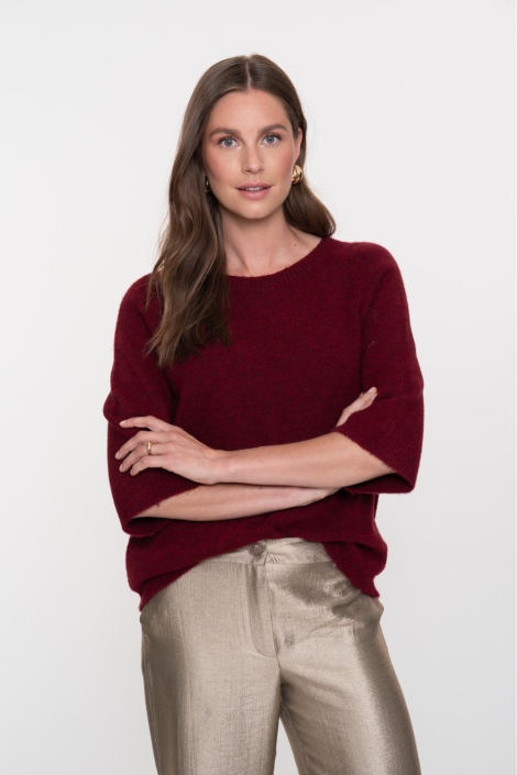 Geisha bordeaux dames trui | Model vooraanzicht