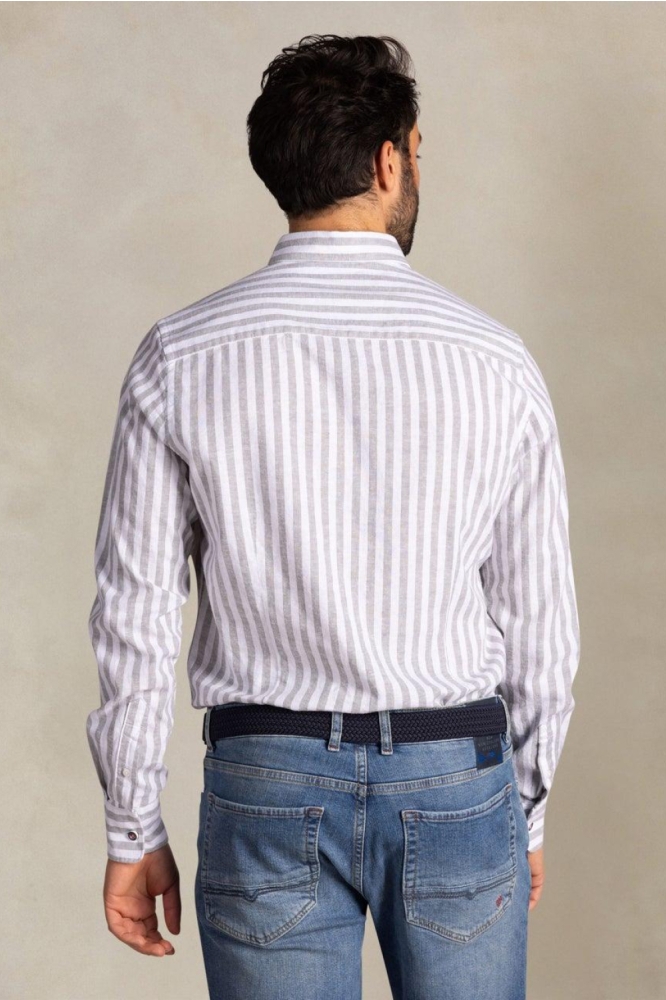 NZA groene heren overhemd | Model achteraanzicht