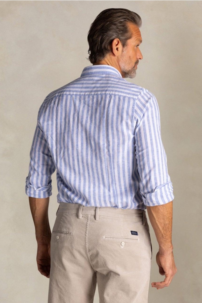 NZA blauwe heren overhemd | Model achteraanzicht