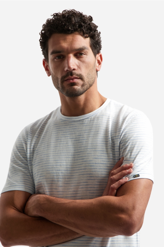 NO-EXCESS blauwe heren t-shirt | Close up