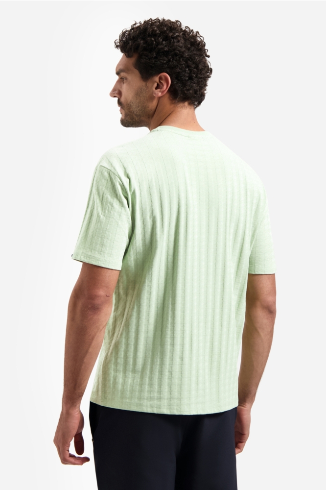 NO-EXCESS groene heren t-shirt | Model achteraanzicht