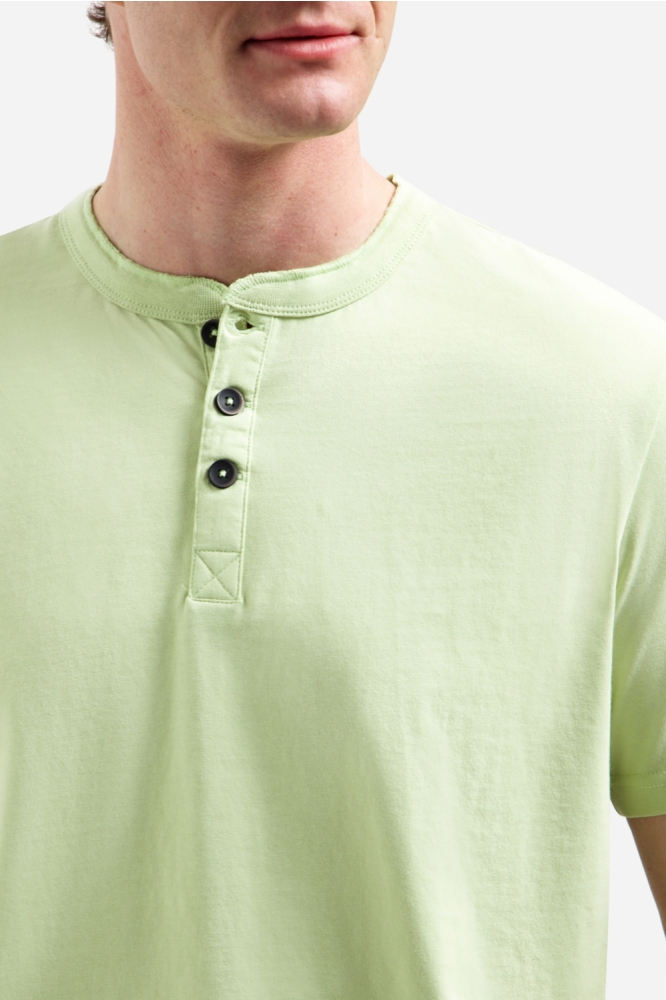 NO-EXCESS groene heren t-shirt | Close up