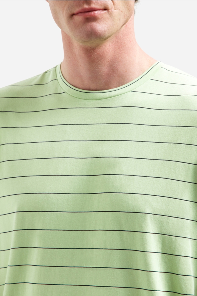 NO-EXCESS groene heren t-shirt | Close up