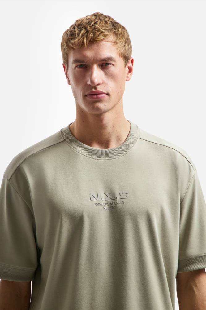 NO-EXCESS taupe heren t-shirt | Close up