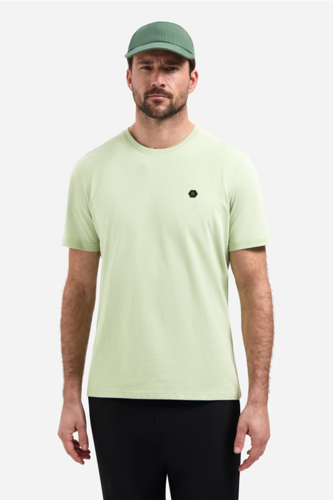 NO-EXCESS groene heren t-shirt | Model vooraanzicht