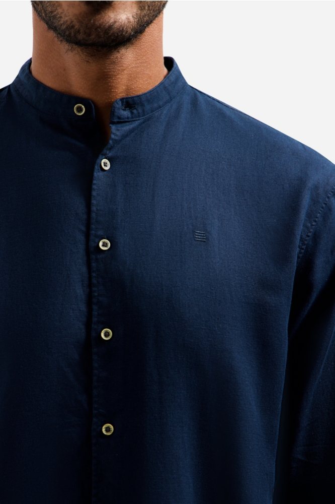 NO-EXCESS blauwe heren overhemd | Close up