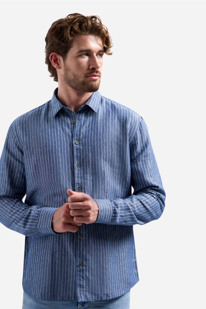 NO-EXCESS blauwe heren overhemd | Model vooraanzicht