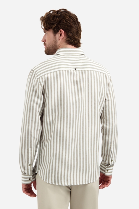 NO-EXCESS taupe heren overhemd | Model achteraanzicht