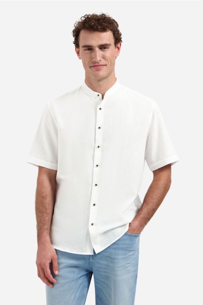 NO-EXCESS witte heren overhemd | Model vooraanzicht