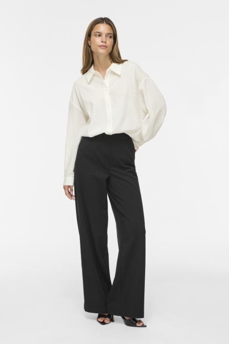 Vila witte dames blouse | Model vooraanzicht