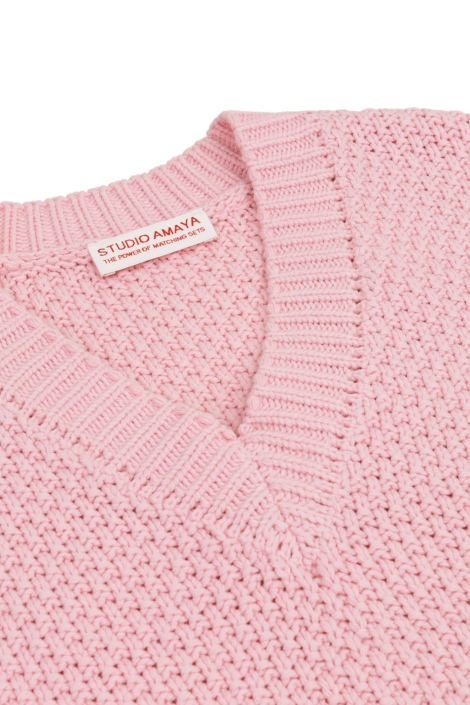 Studio Amaya roze dames trui | Close up