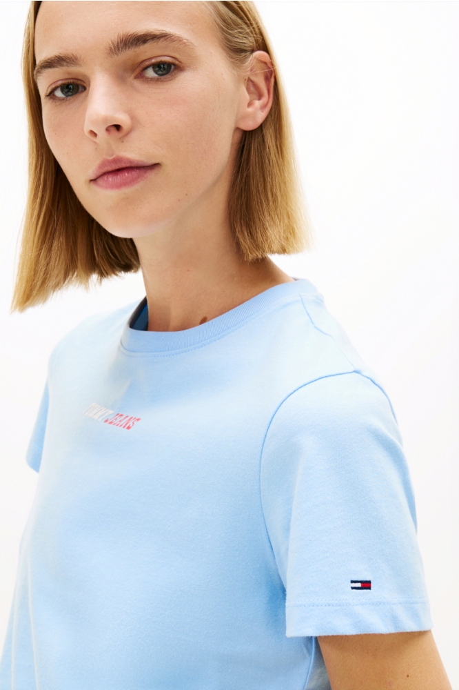 Tommy Jeans blauwe dames t-shirt | Close up