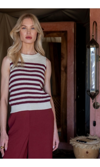 KNITTED AJOUR TOP MET STREPEN 64093 70 Off-white/Cherry red