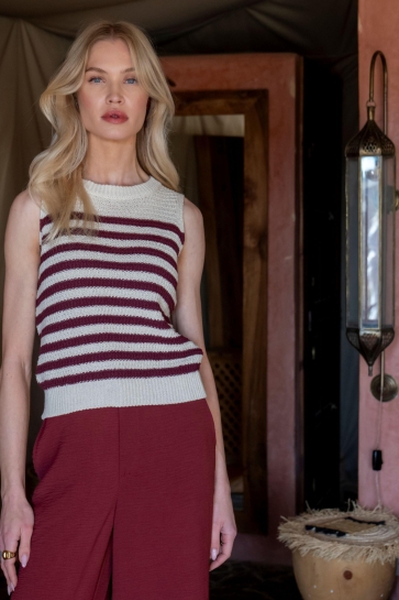 Geisha Trui KNITTED AJOUR TOP MET STREPEN 64093 70 Off-white/Cherry red