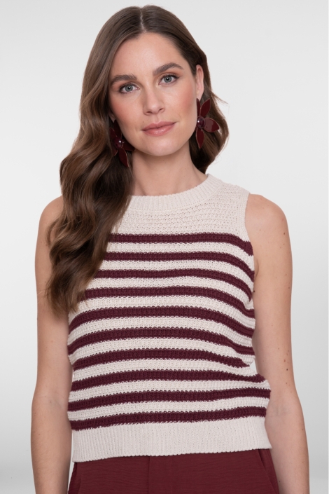 Geisha ecru dames trui | Model vooraanzicht