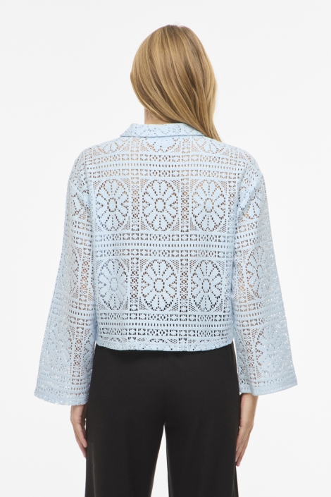 Vila blauwe dames blouse | Model achteraanzicht