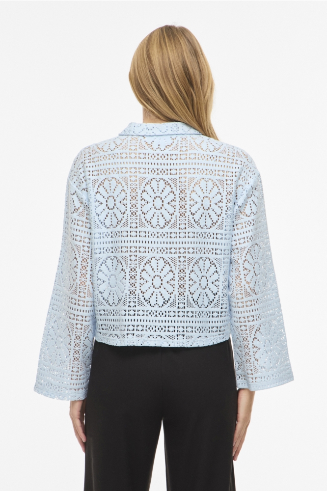 Vila blauwe dames blouse | Model achteraanzicht