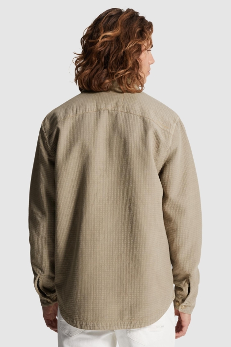 Cast Iron taupe heren overhemd | Model achteraanzicht