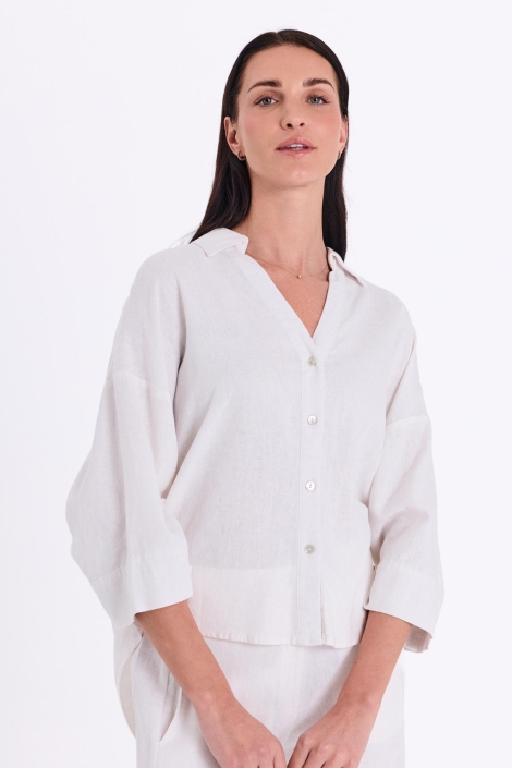 Freequent witte dames blouse | Model vooraanzicht