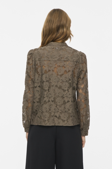 Vila groene dames blouse | Model achteraanzicht