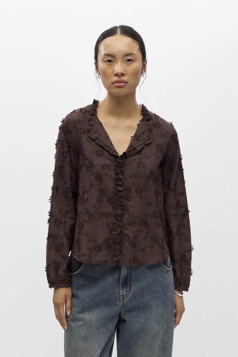 Object bruine dames blouse | Model vooraanzicht